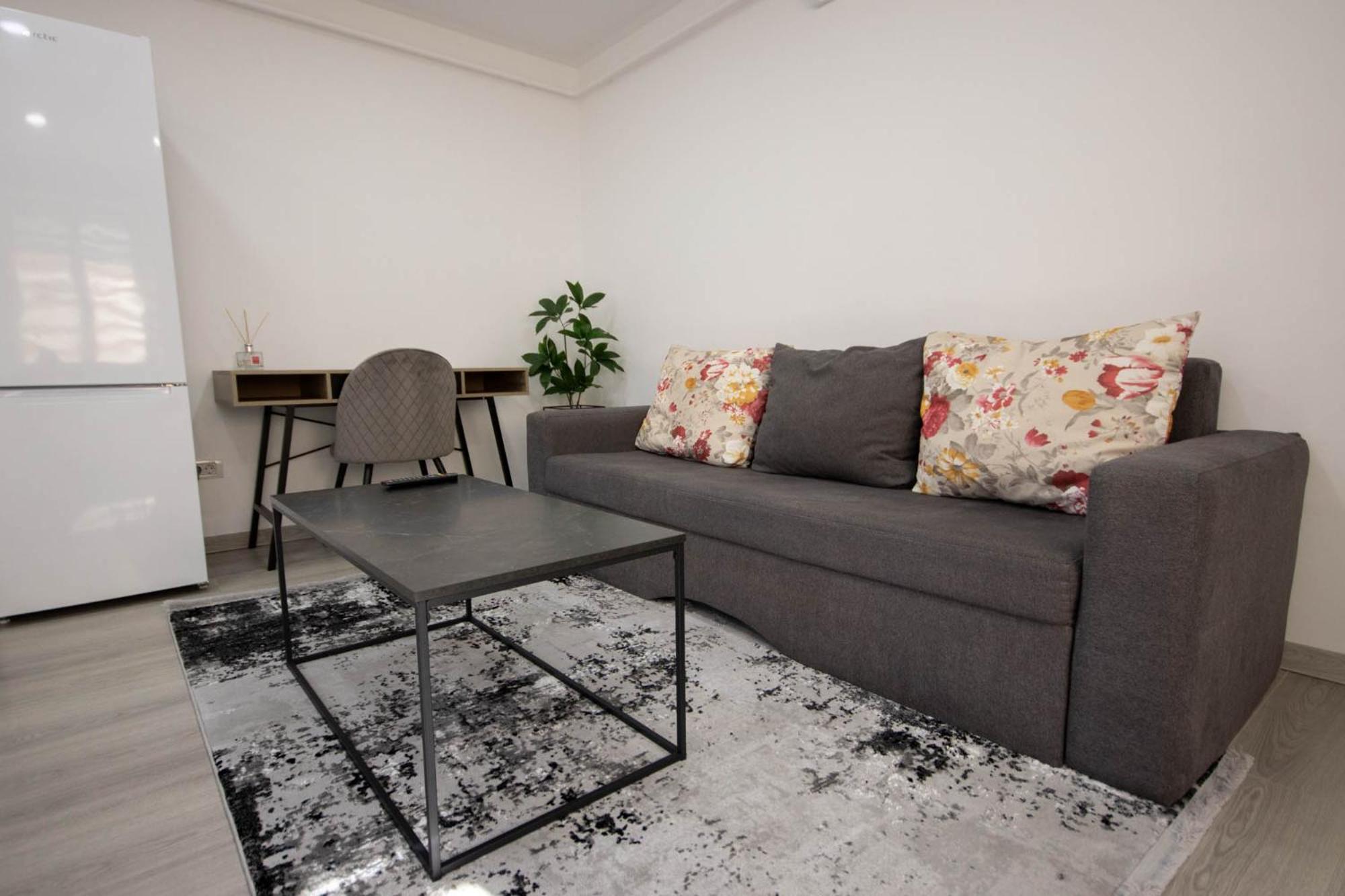 Astar Apartments - Executive Rădăuţi Eksteriør billede